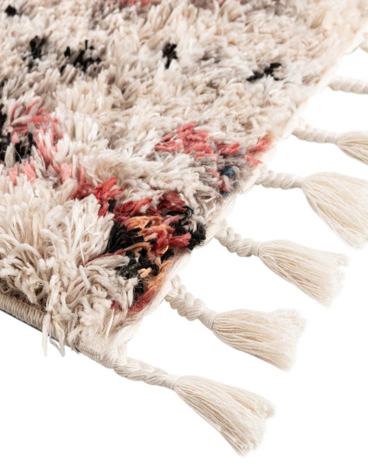 Detail image of 2' x 5' Morocco Runner Rug