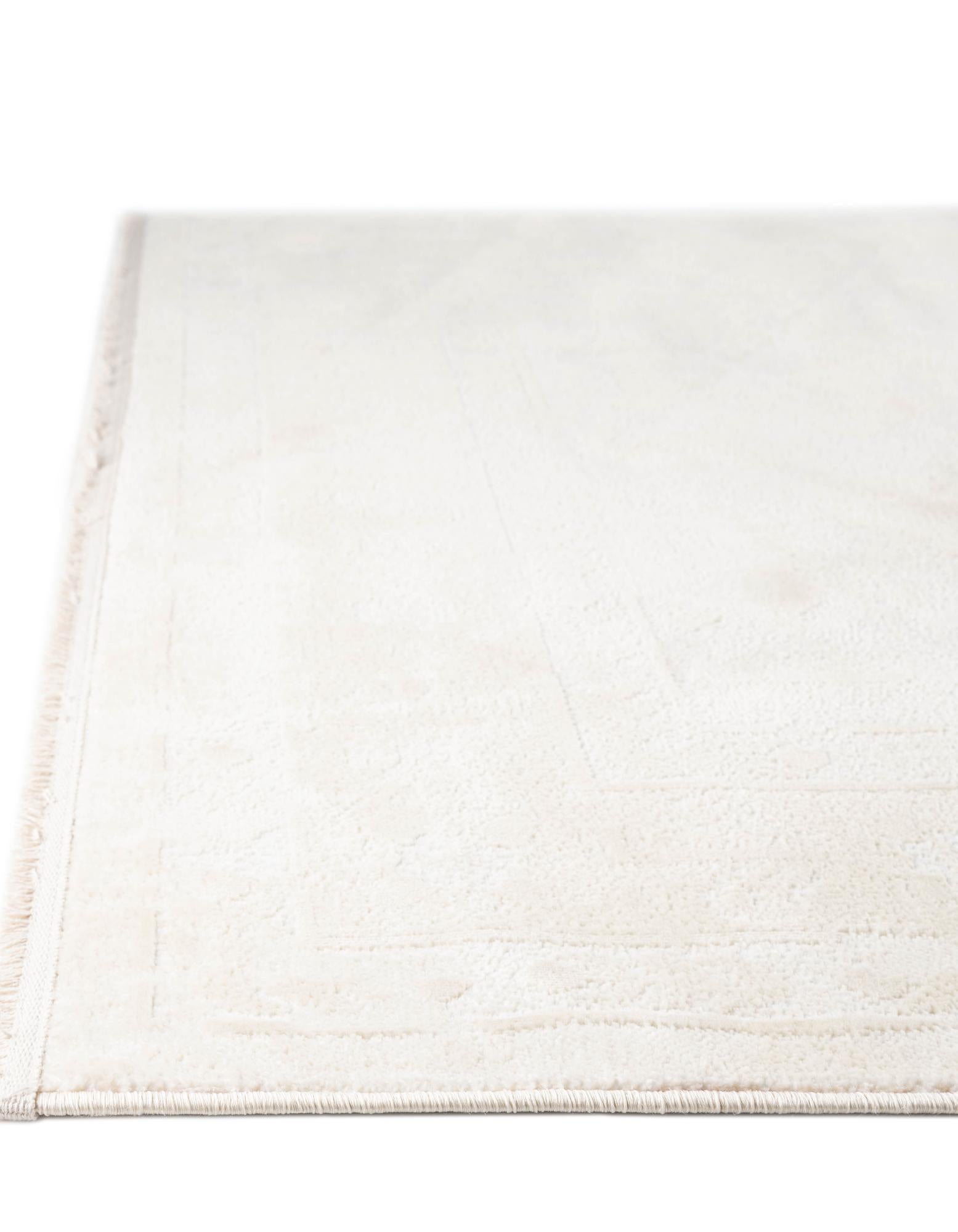 2' x 6' Nain Design Runner Rug
