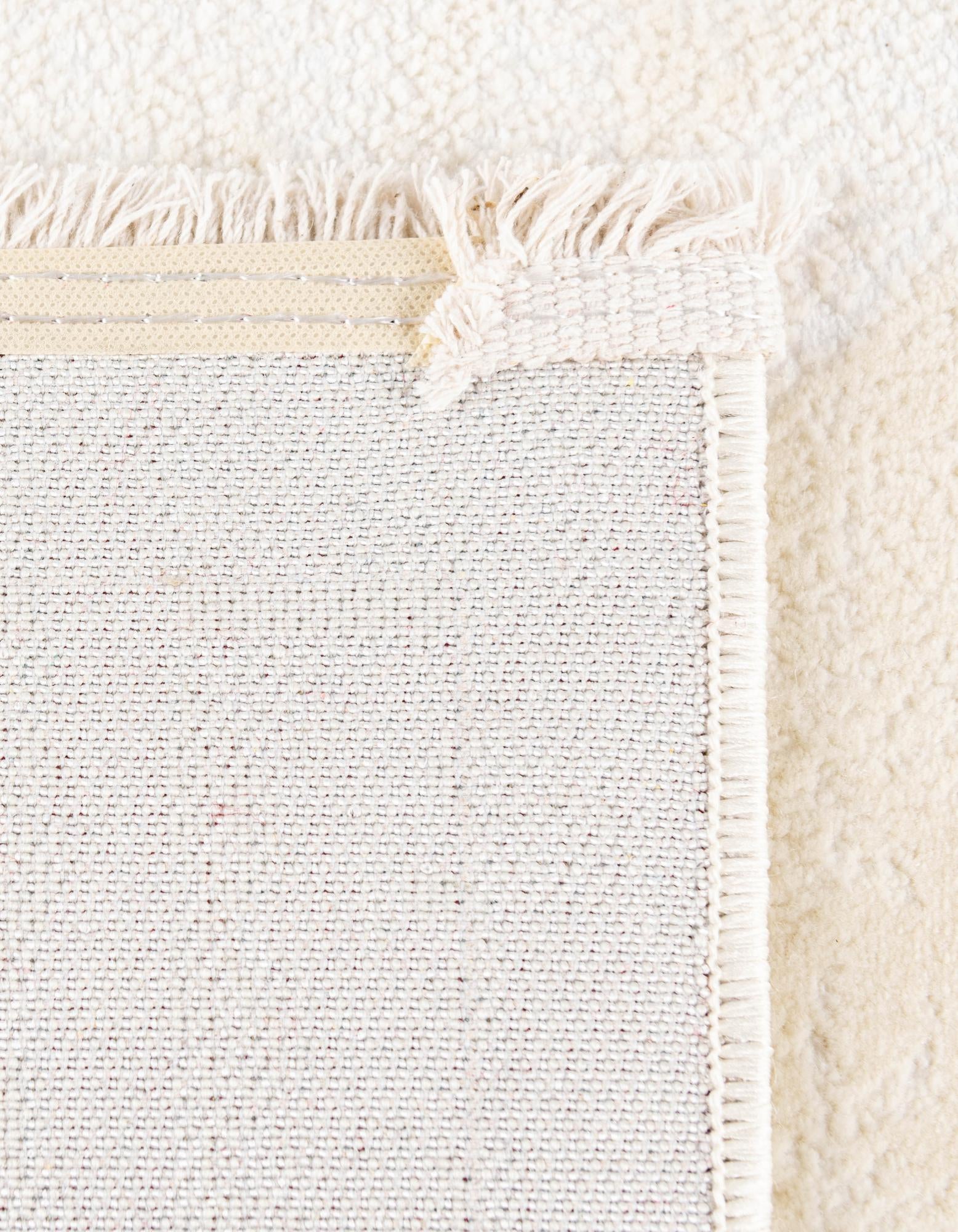 2' x 6' Nain Design Runner Rug