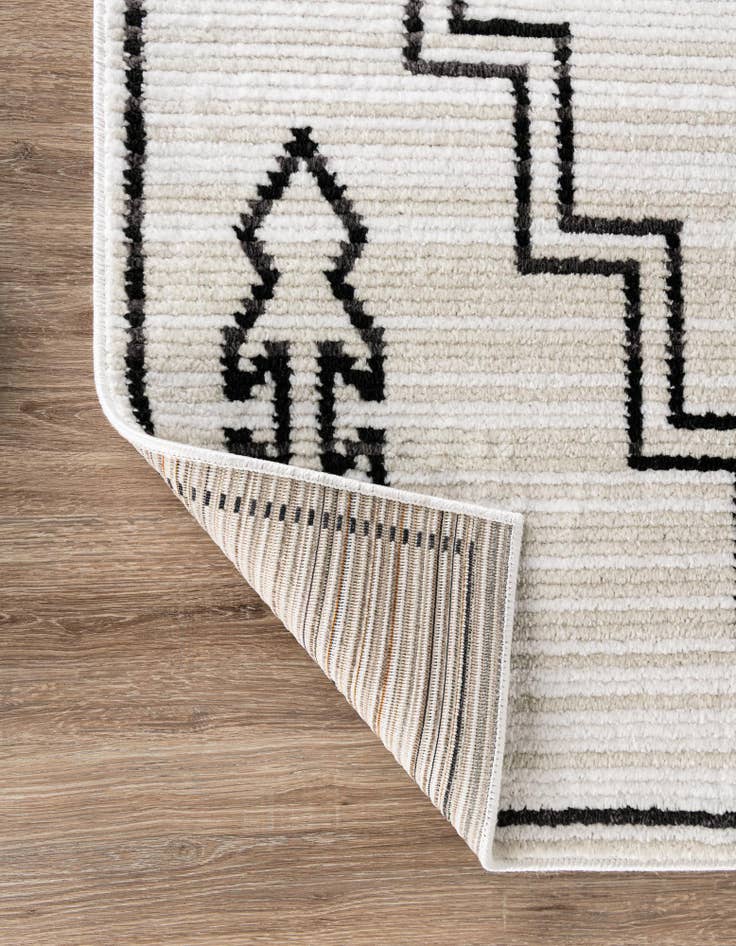 Detail image of 2' x 6' Odyssey Runner Rug