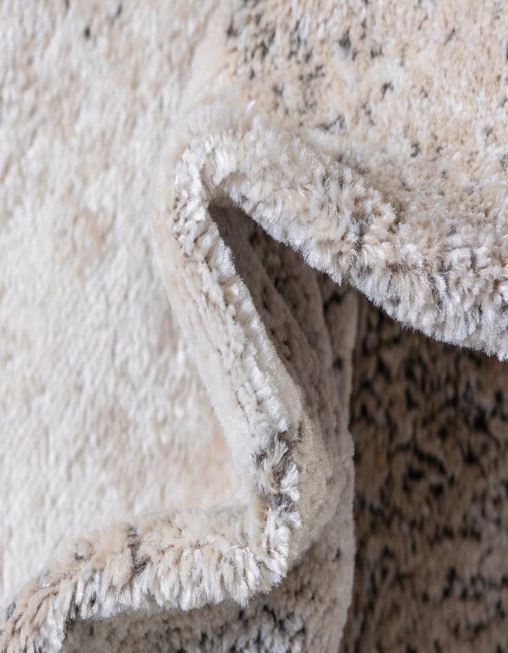 Detail image of 2' 2 x 12' Oregon Runner Rug