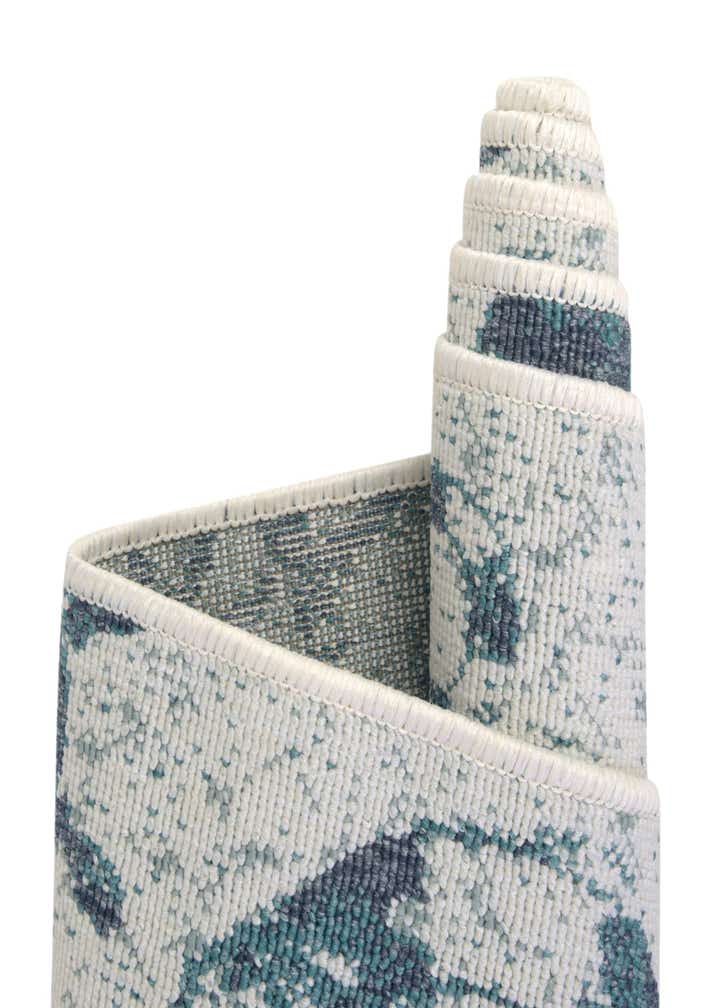 2' x 6' Easy-Clean Coastal Indoor / Outdoor Runner Rug