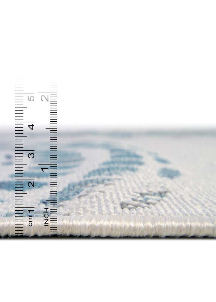 2' 7 x 12' Easy-Clean Coastal Indoor / Outdoor Runner Rug