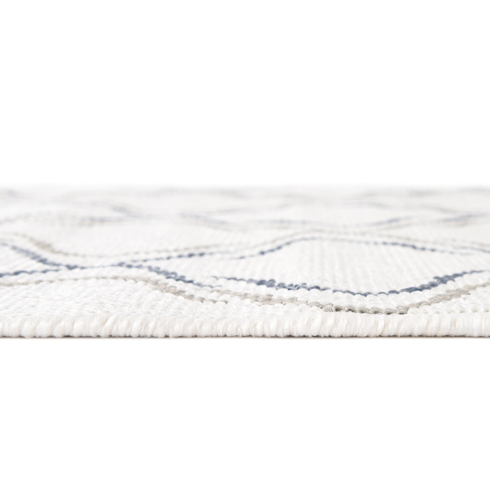 2' x 6' Easy-Clean Lattice Indoor / Outdoor Runner Rug