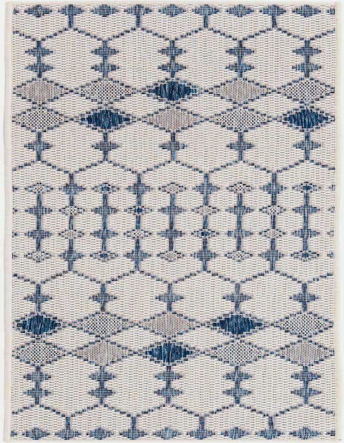 2' x 6' Easy-Clean Lattice Indoor / Outdoor Runner Rug