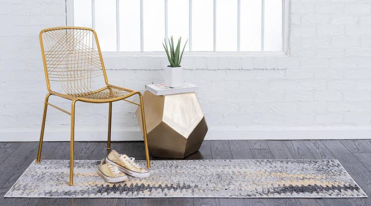 Detail image of 2' x 6' Easy-Clean Modern Indoor / Outdoor Runner Rug