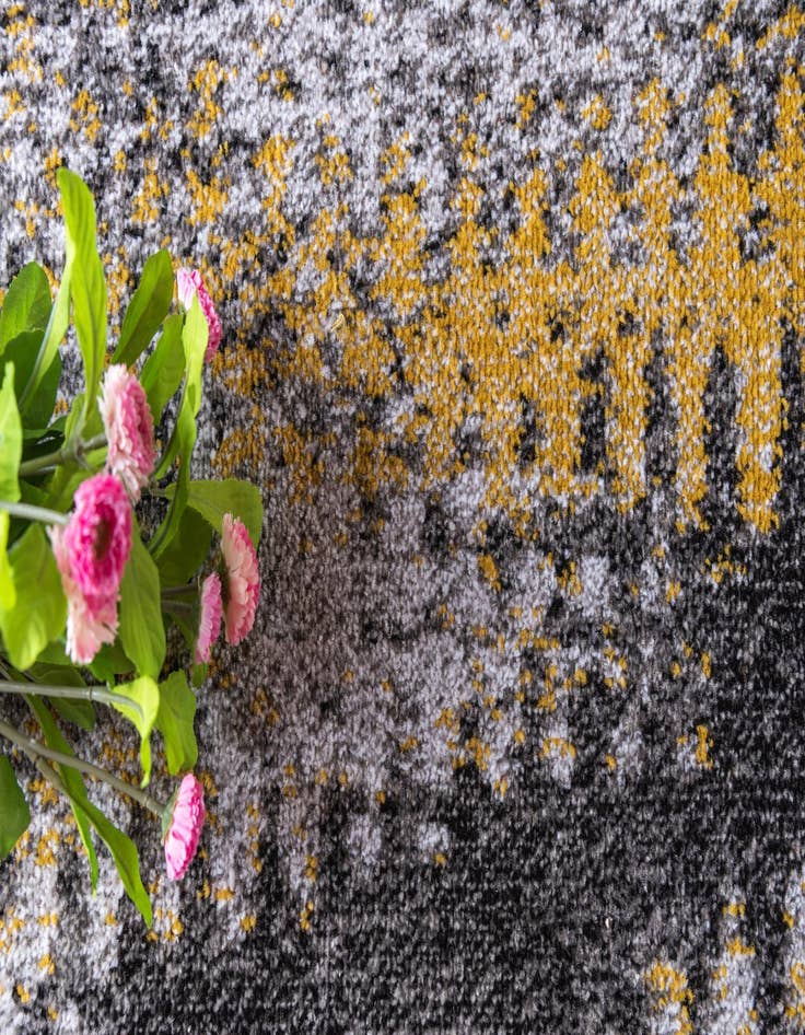 Detail image of 2' x 6'  Washable Modern Indoor / Outdoor Runner Rug