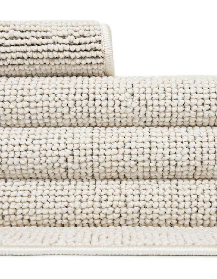 2' x 8' Easy-Clean Solid Indoor / Outdoor Runner Rug