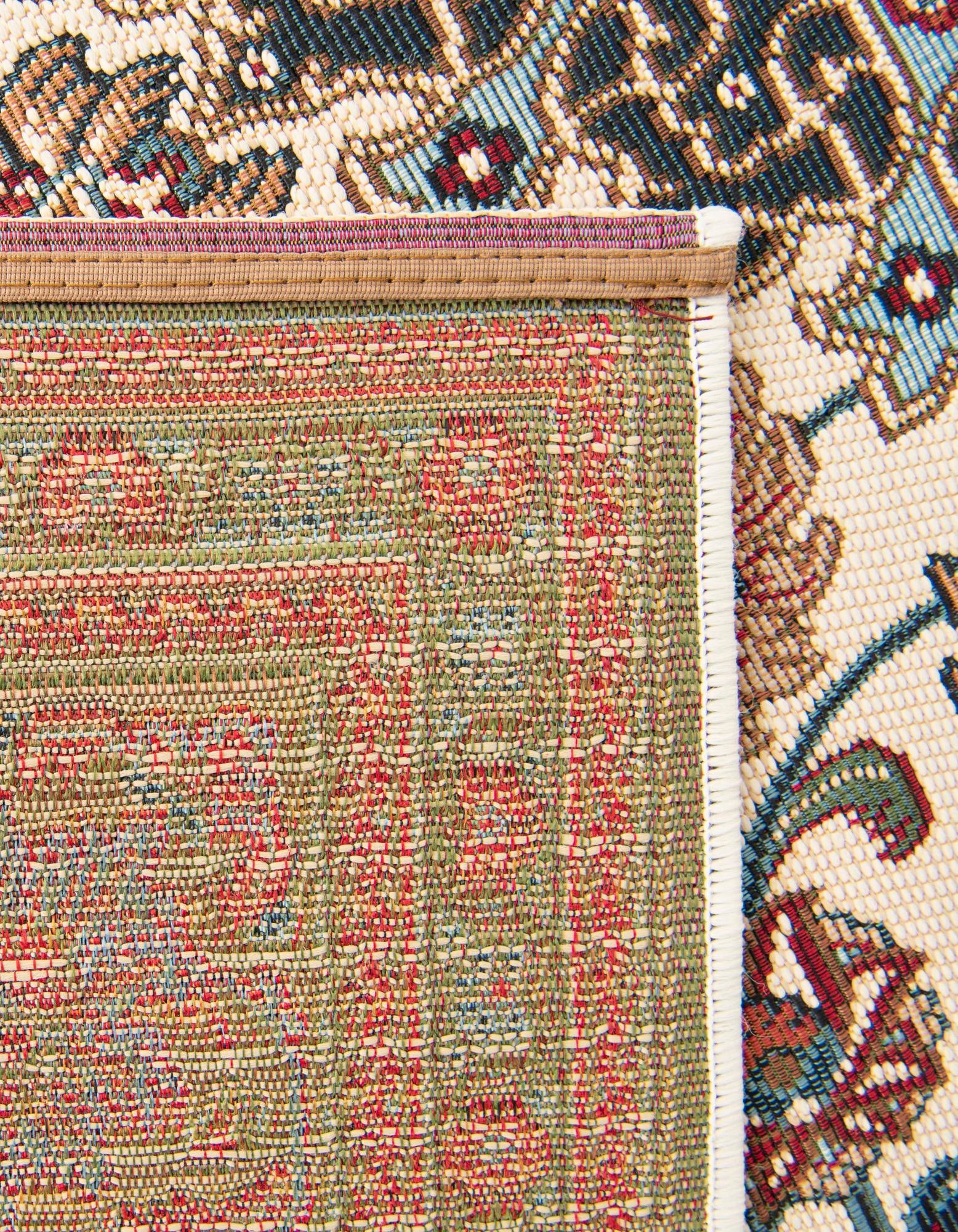 2' 7 x 10' Easy-Clean Traditional Indoor / Outdoor Runner Rug