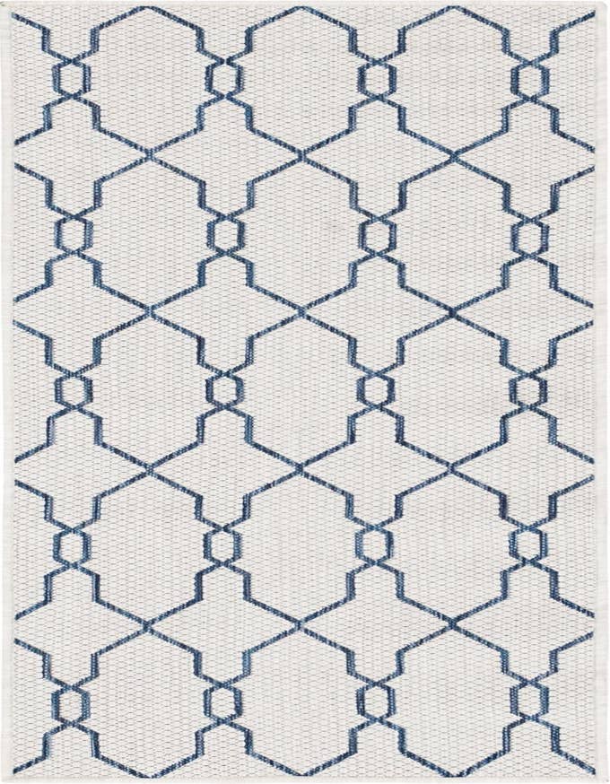 Detail image of 2' x 6' Easy-Clean Trellis Indoor / Outdoor Runner Rug