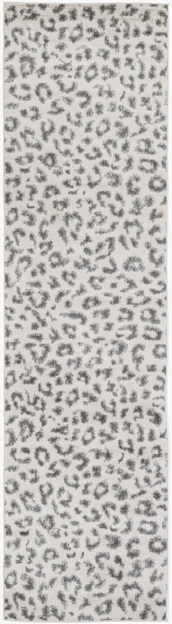 2' 7 x 9' 10 Safari Runner Rug