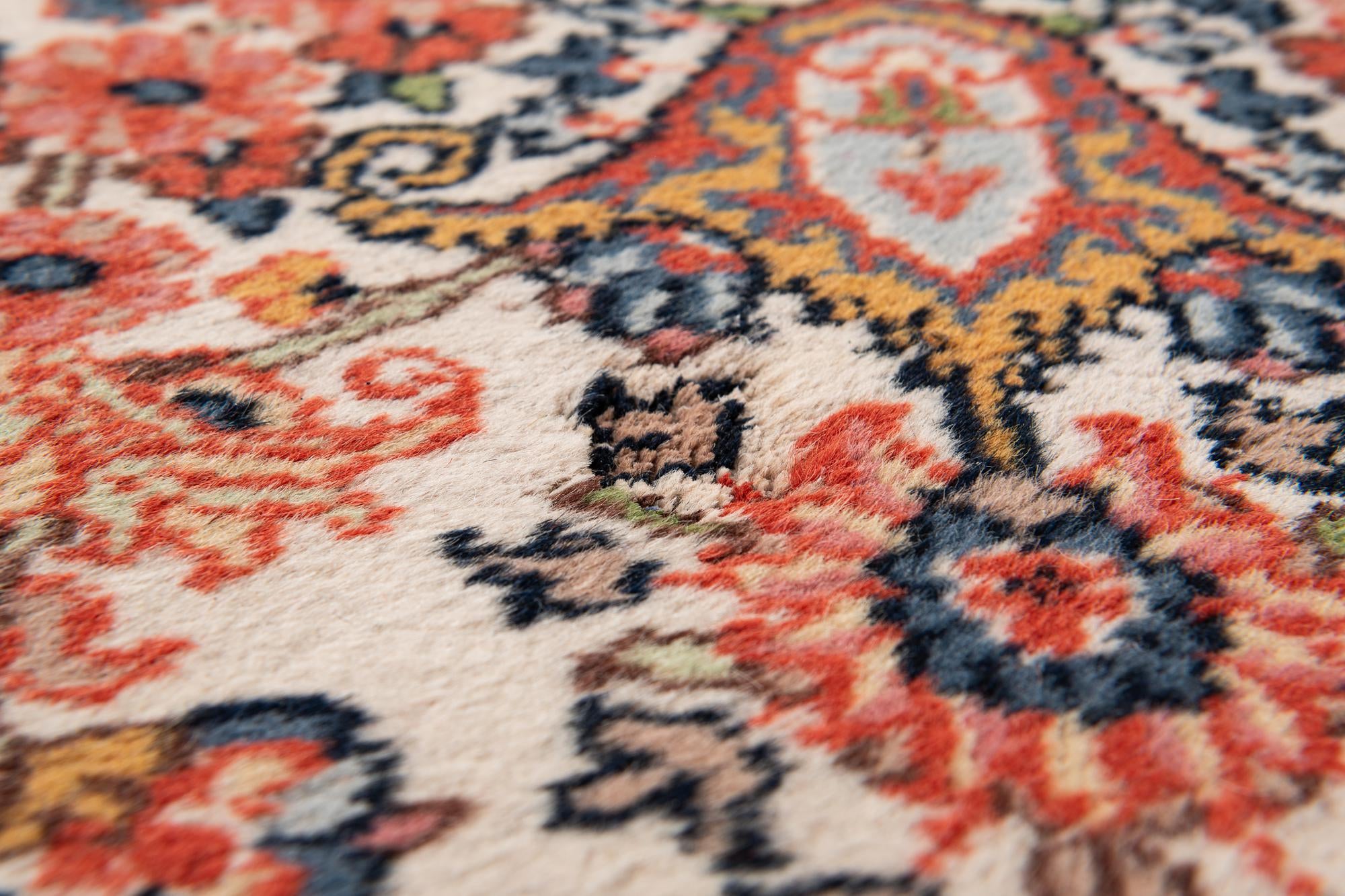 2' 1 x 4' 2 Hand Knotted Sarough Wool Runner Rug