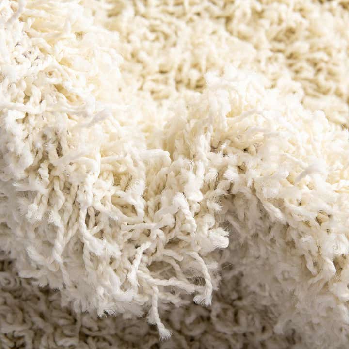 2' x 5' Solid Shag Runner Rug