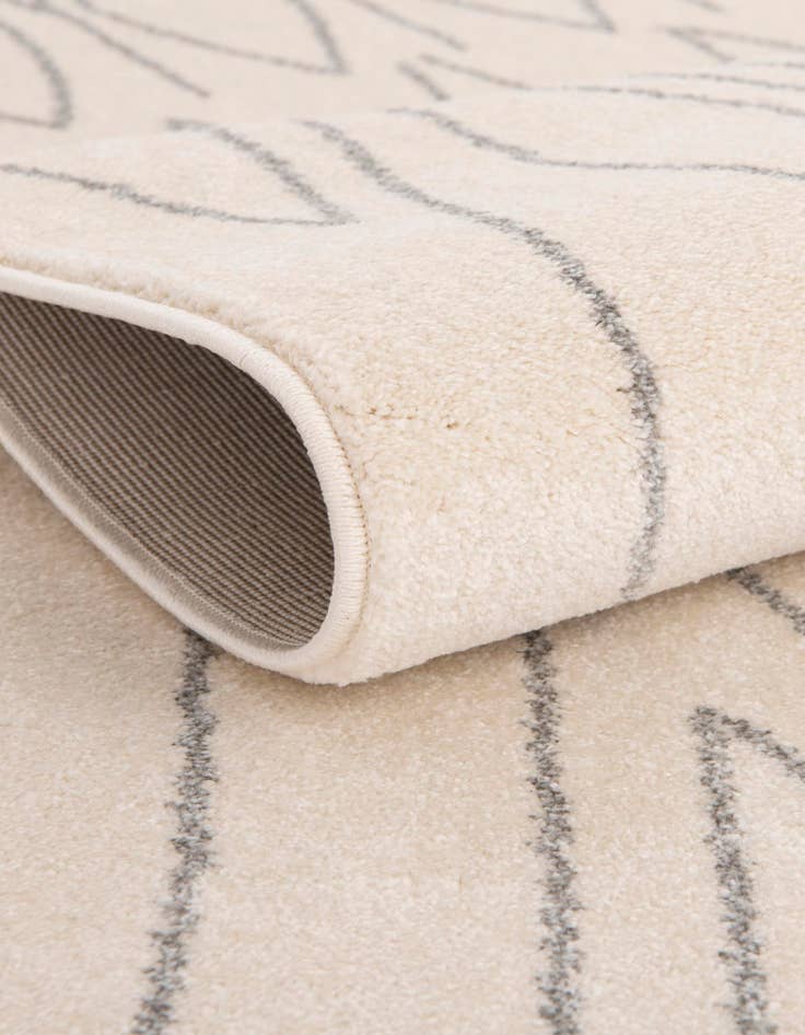 Detail image of 2' 7 x 10' Titania Runner Rug