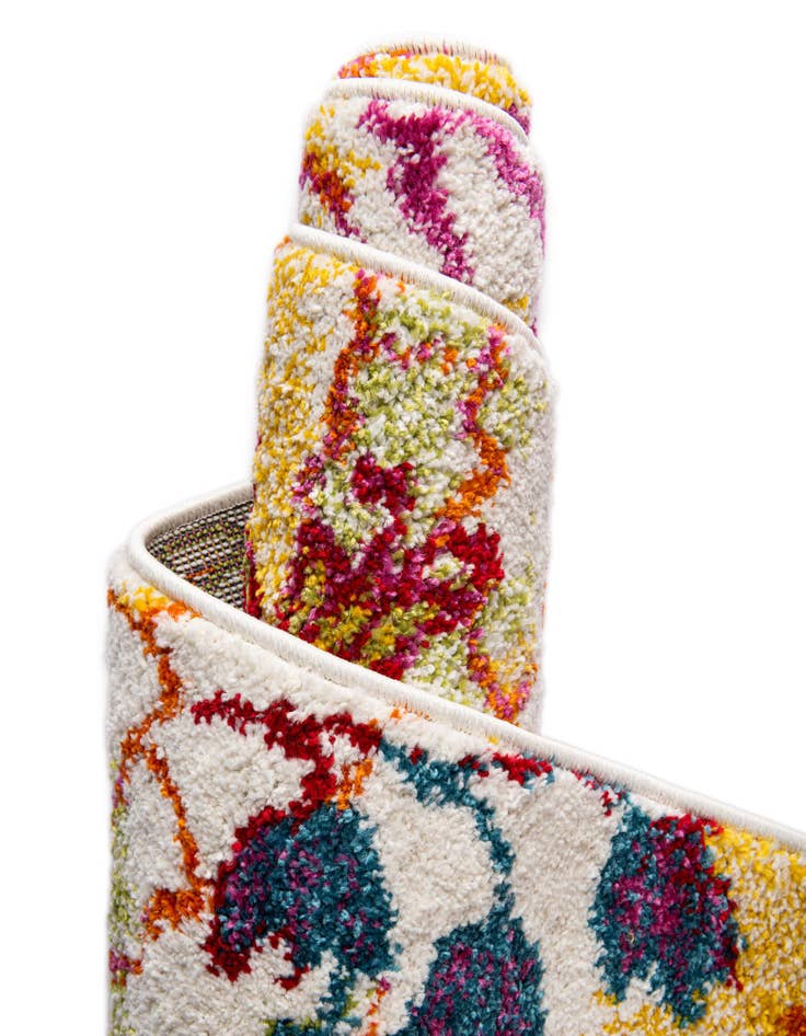 Detail image of 2' 7 x 10' Tuscany Runner Rug