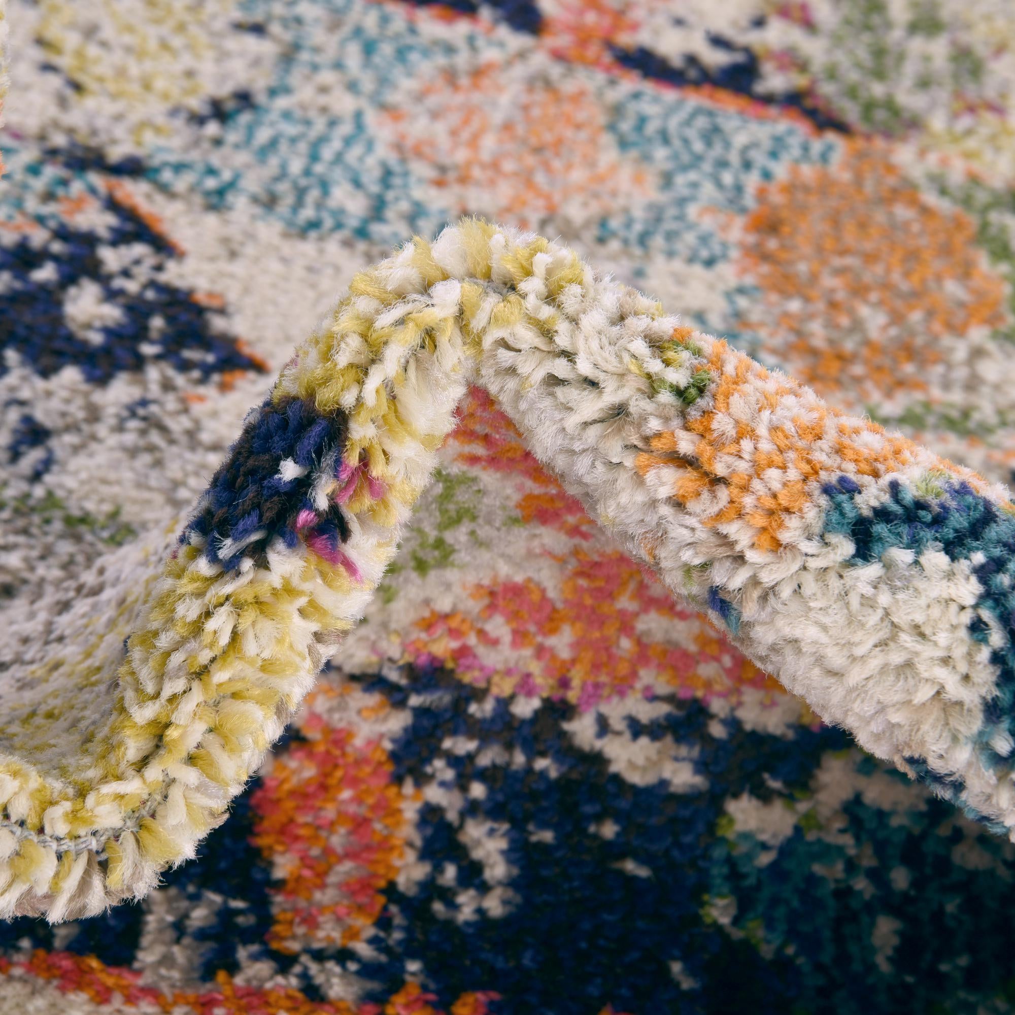 2' x 6' Washable Vivid Runner Rug
