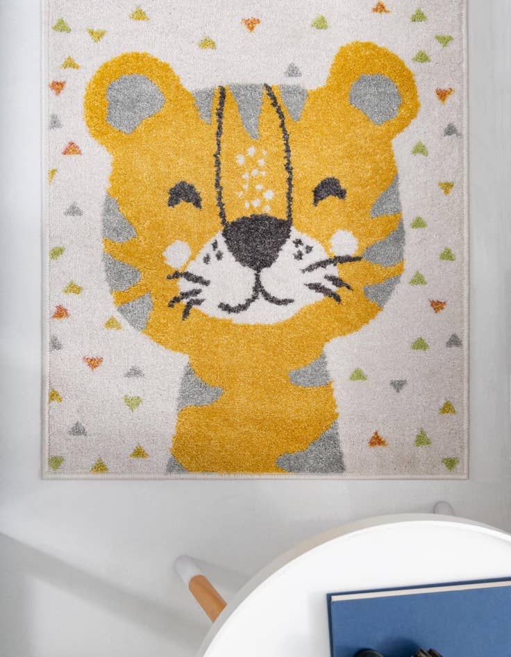 Detail image of 2' 2 x 6' Tiger Whimsy Kids Runner Rug