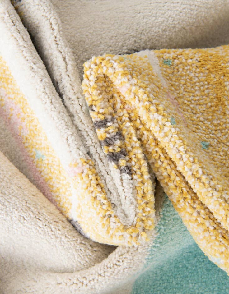 Detail image of 2' 2 x 3' 11 Animals Whimsy Kids Runner Rug