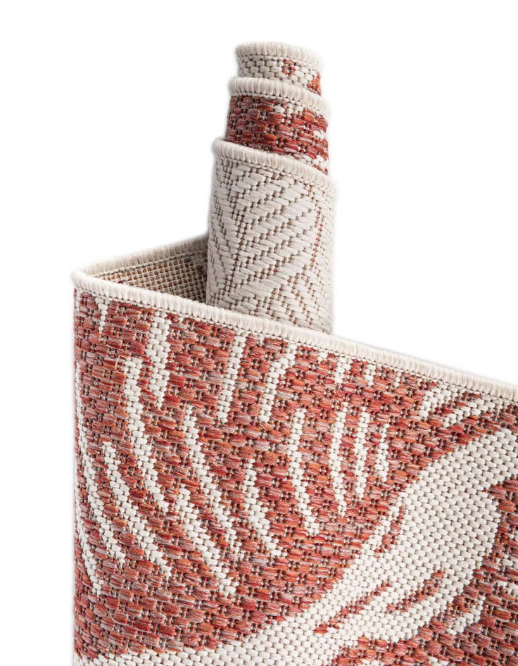 Detail image of 7' 10 x 7' 10 Easy-Clean Coastal Indoor / Outdoor Square Rug