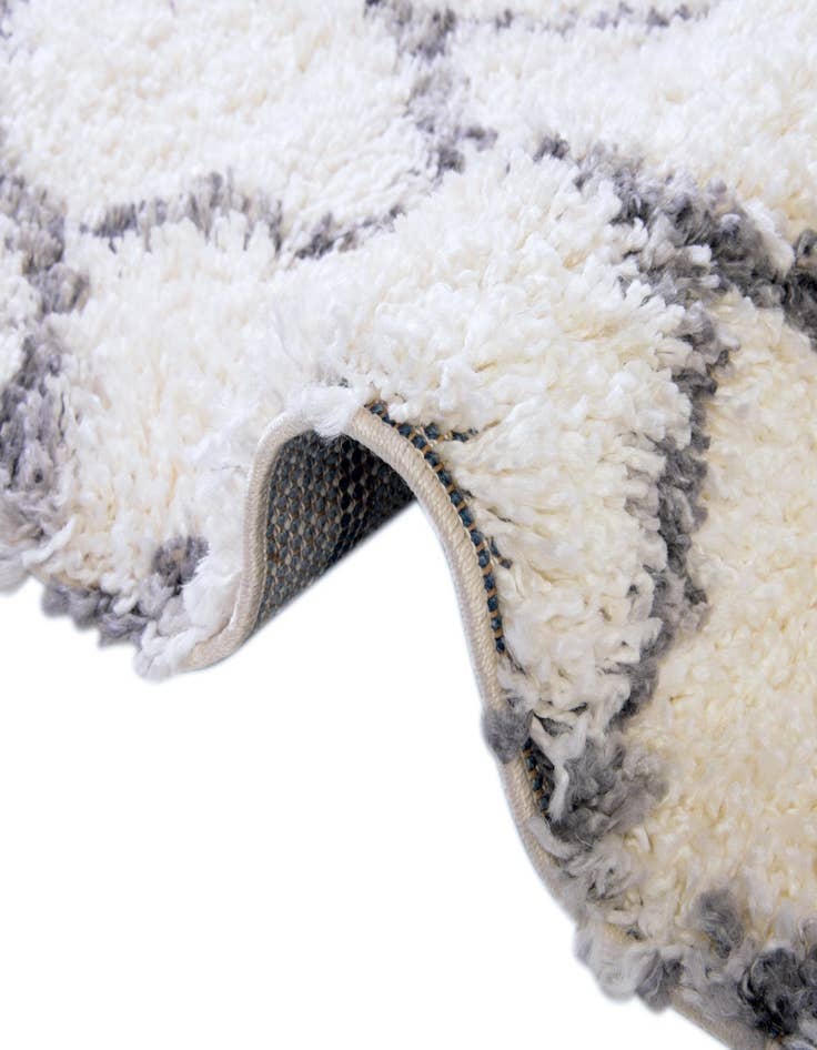 Detail image of 8' x 8' Athena Shag Square Rug