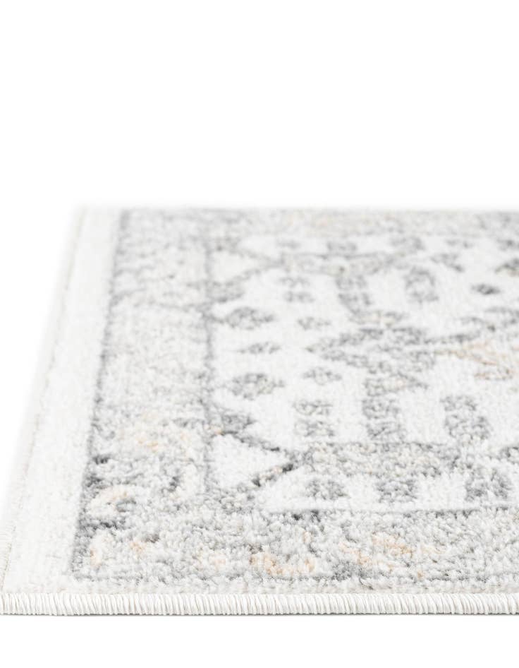 Detail image of 6' x 6' Aurelia Square Rug