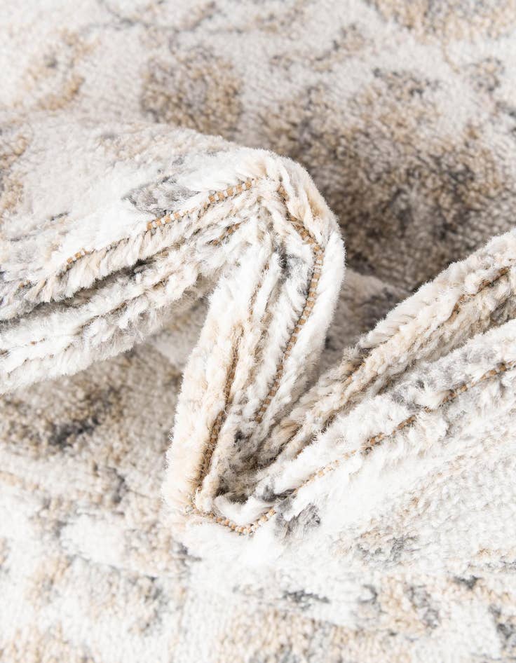 Detail image of 4' x 4' Aurelia Square Rug