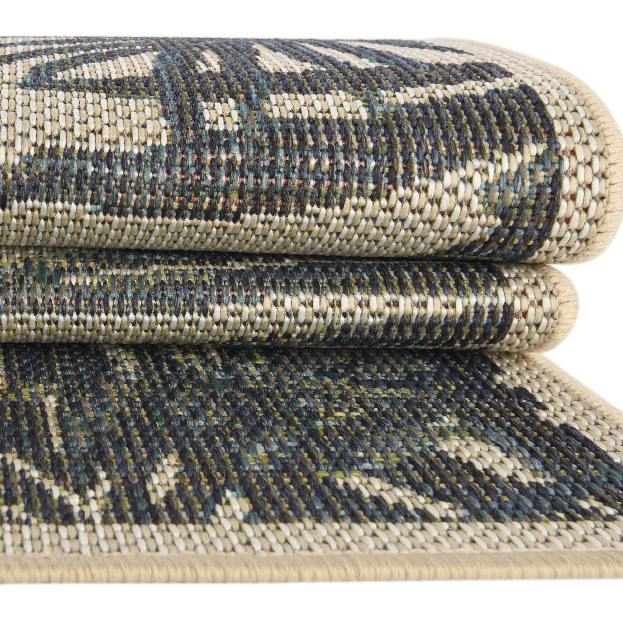 5' 3 x 5' 3 Easy-Clean Baja Indoor / Outdoor Square Rug