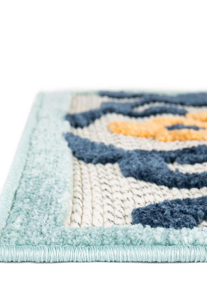 7' 10 x 7' 10 Easy-Clean Belize Indoor / Outdoor Square Rug
