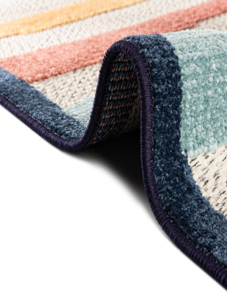 Detail image of 5' 3 x 5' 3 Easy-Clean Belize Indoor / Outdoor Square Rug