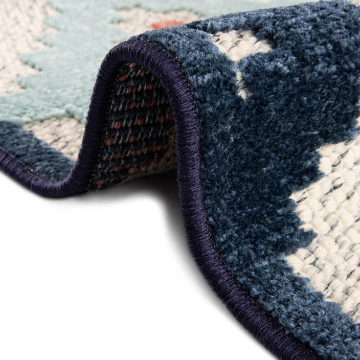 Detail image of 5' 3 x 5' 3 Easy-Clean Belize Indoor / Outdoor Square Rug