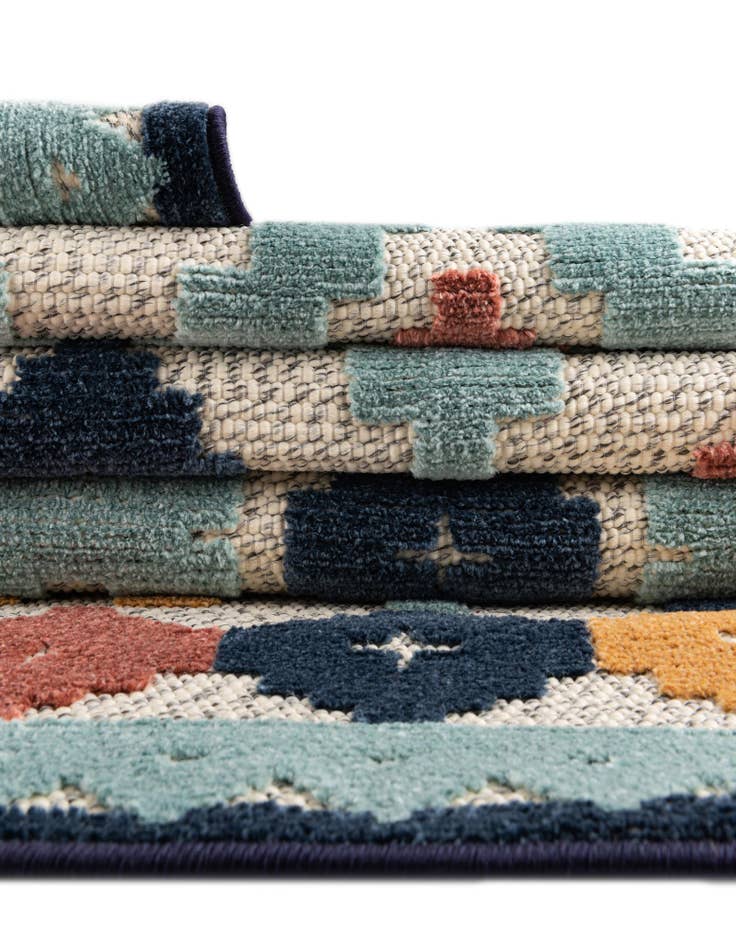 Detail image of 7' 10 x 7' 10 Easy-Clean Belize Indoor / Outdoor Square Rug