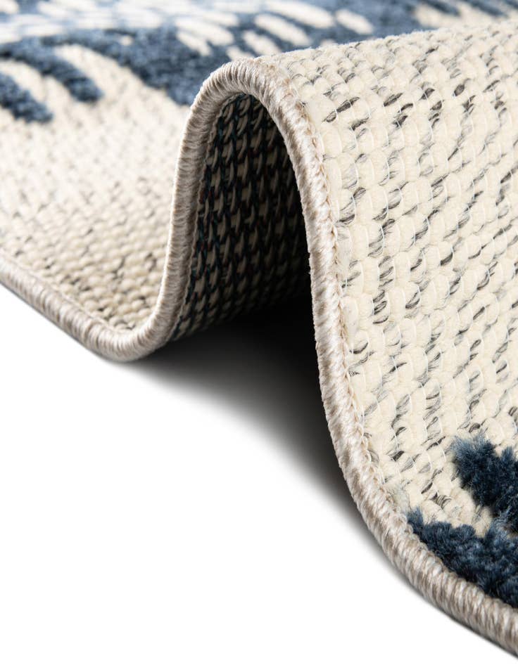 Detail image of 5' 3 x 5' 3  Washable Belize Indoor / Outdoor Square Rug