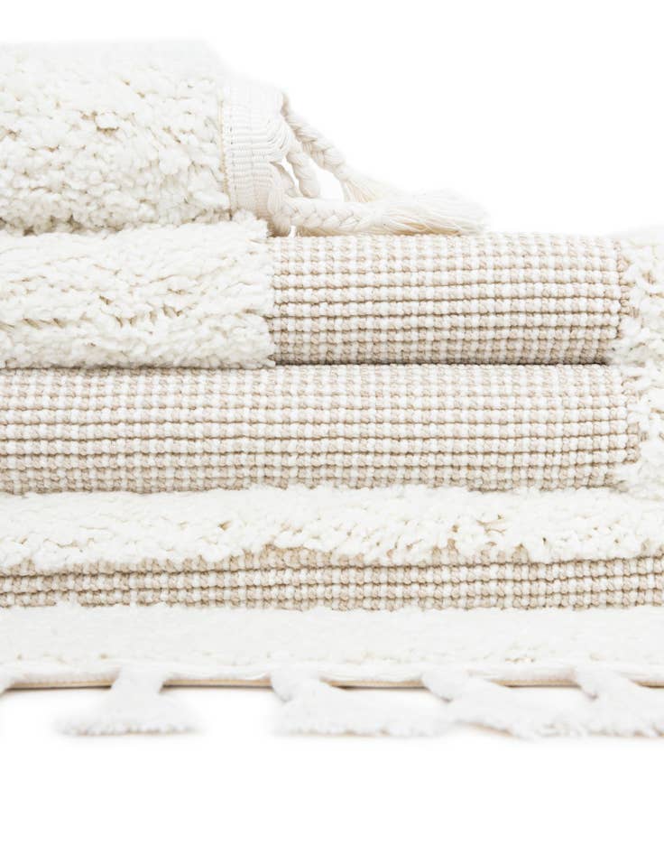 Detail image of 10' x 10' Boho Square Rug