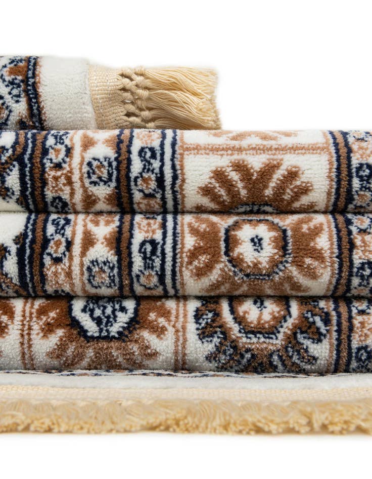 Detail image of 7' 10 x 7' 10 Bokhara Square Rug