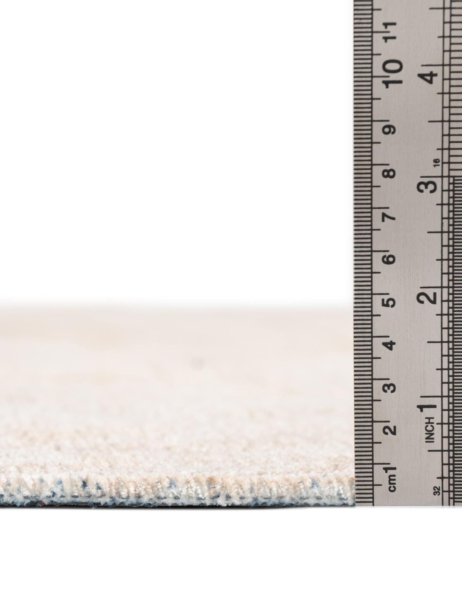 7' 9 x 7' 9 Boutique Square Rug