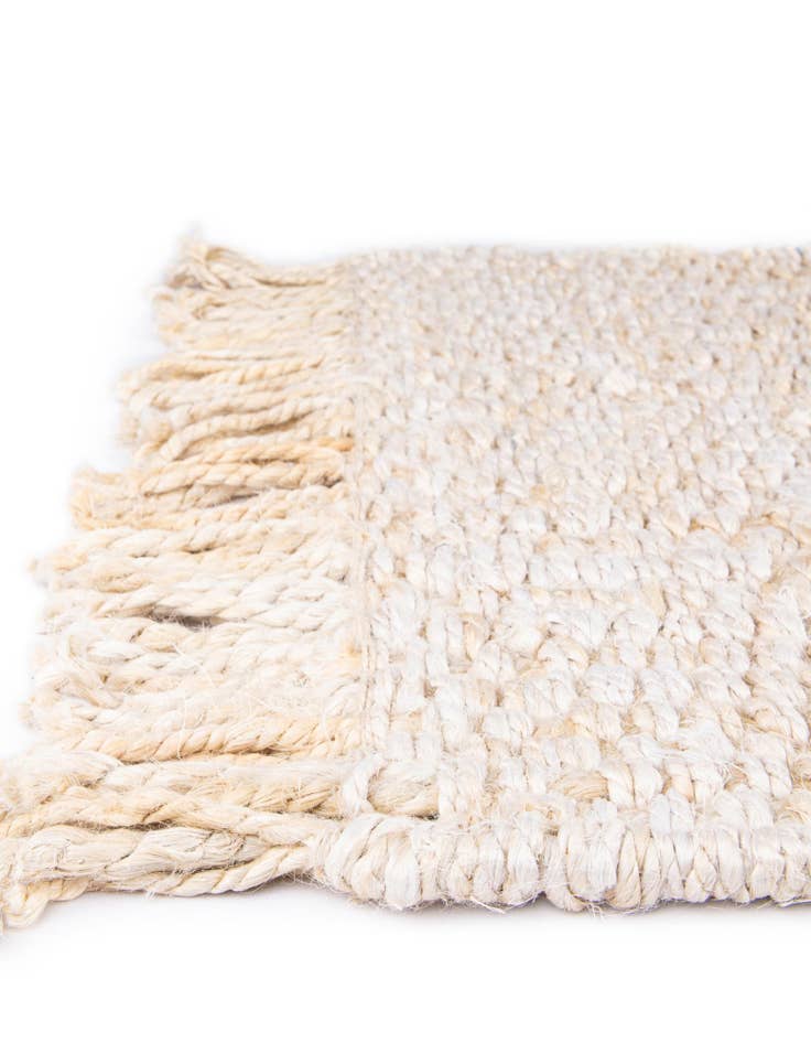 Detail image of 7' 10 x 7' 10 Hand Woven Chunky Jute Square Rug