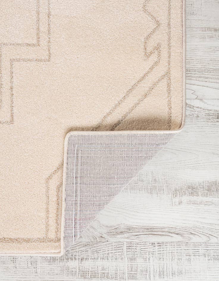 Detail image of 8' x 8' Contour Square Rug