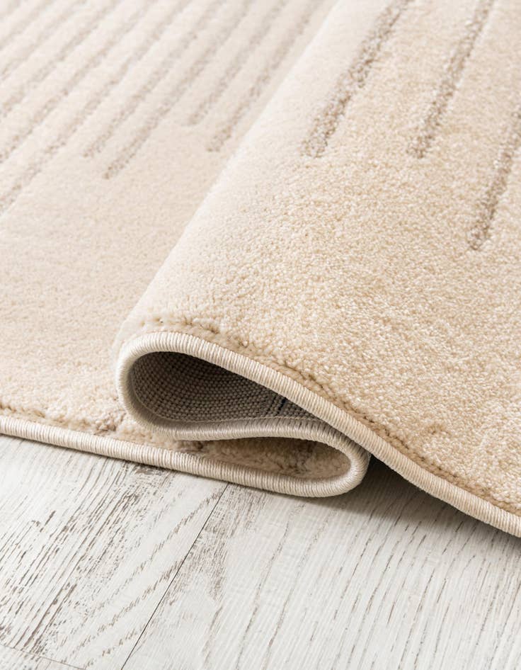 Detail image of 8' x 8' Contour Square Rug