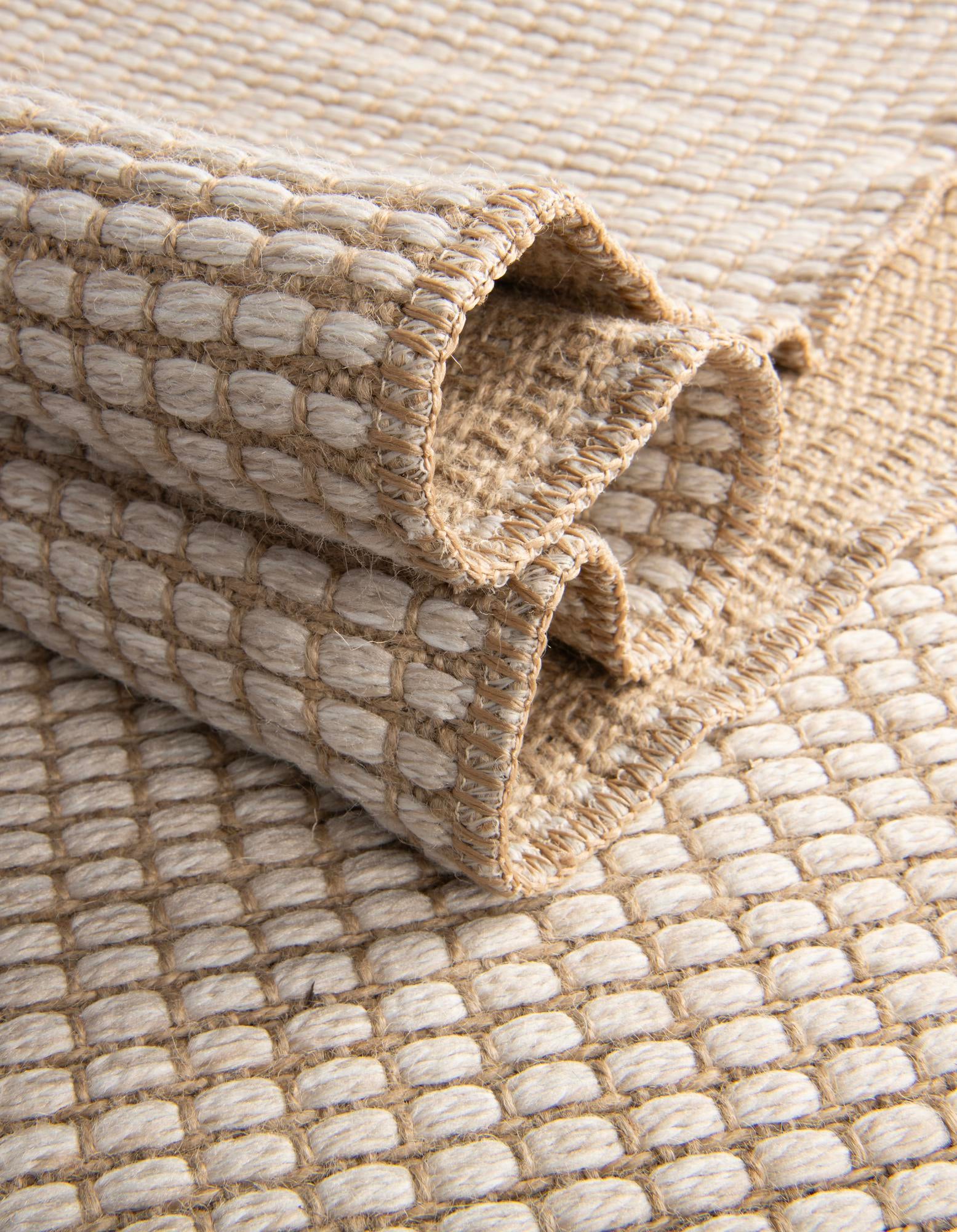7' 10 x 7' 10 Cottage Farm Square Rug