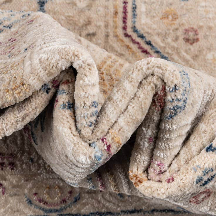 Detail image of 7' 10 x 7' 10 Deepa Square Rug