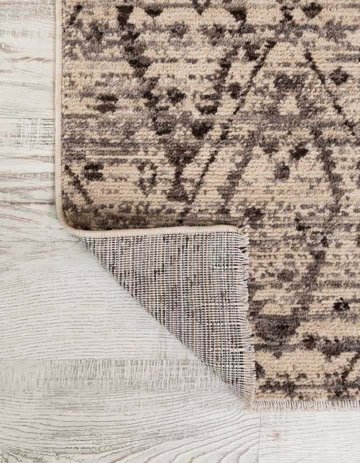 5' x 5' Grand Tradition Square Rug