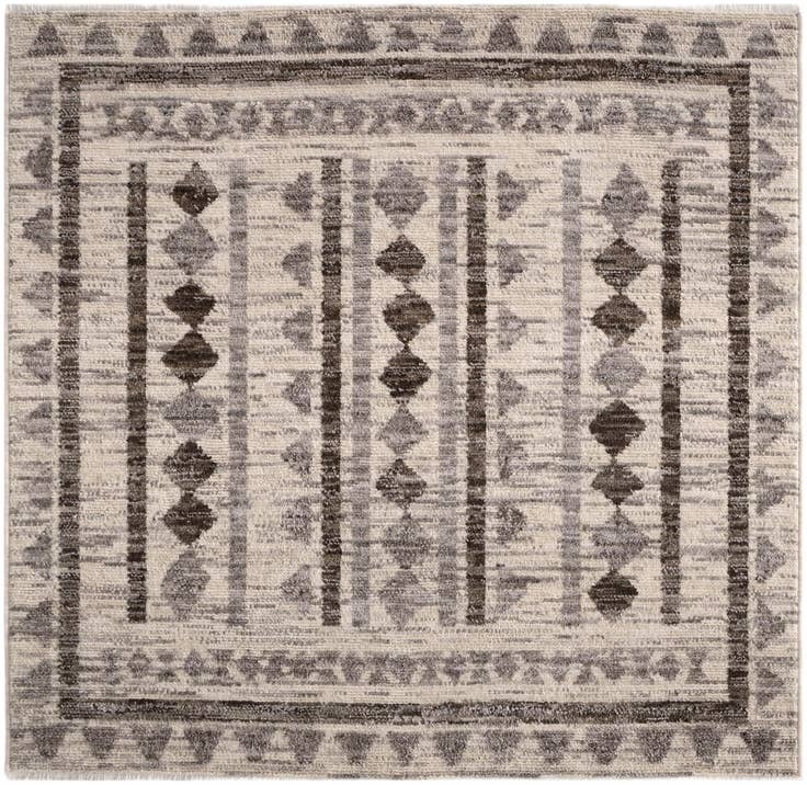 Detail image of 5' x 5' Grand Tradition Square Rug