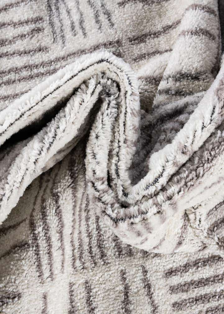 7' 10 x 7' 10 Hanahan Square Rug