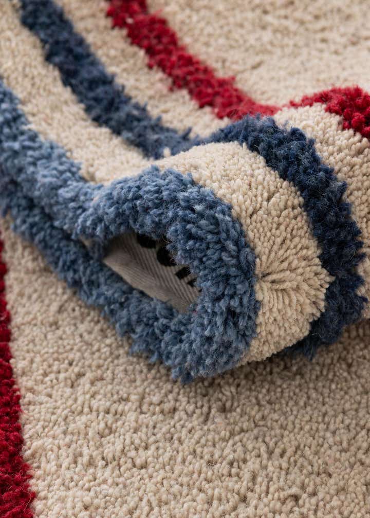 5' 1 x 5' 1 Handtufted Wool Square Rug