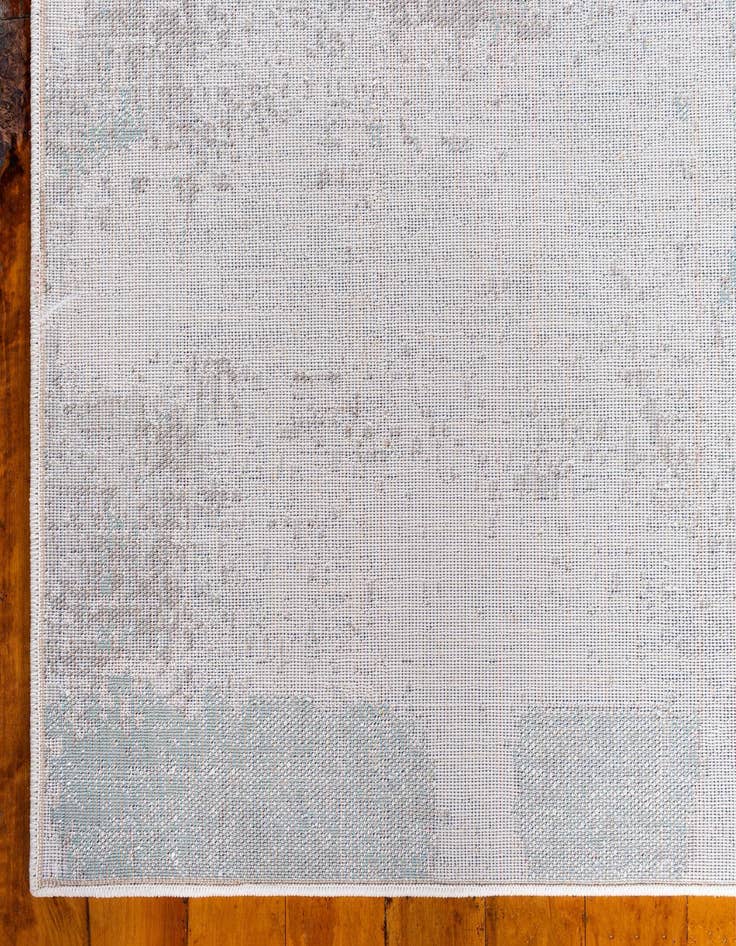 Detail image of 8' 4 x 8' 4 Heritage Square Rug