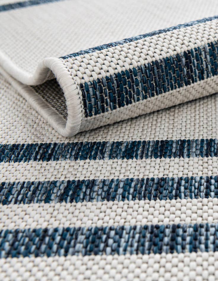 Detail image of 7' 10 x 7' 10 Easy-Clean Jill Zarin Anguilla Indoor / Outdoor Square Rug