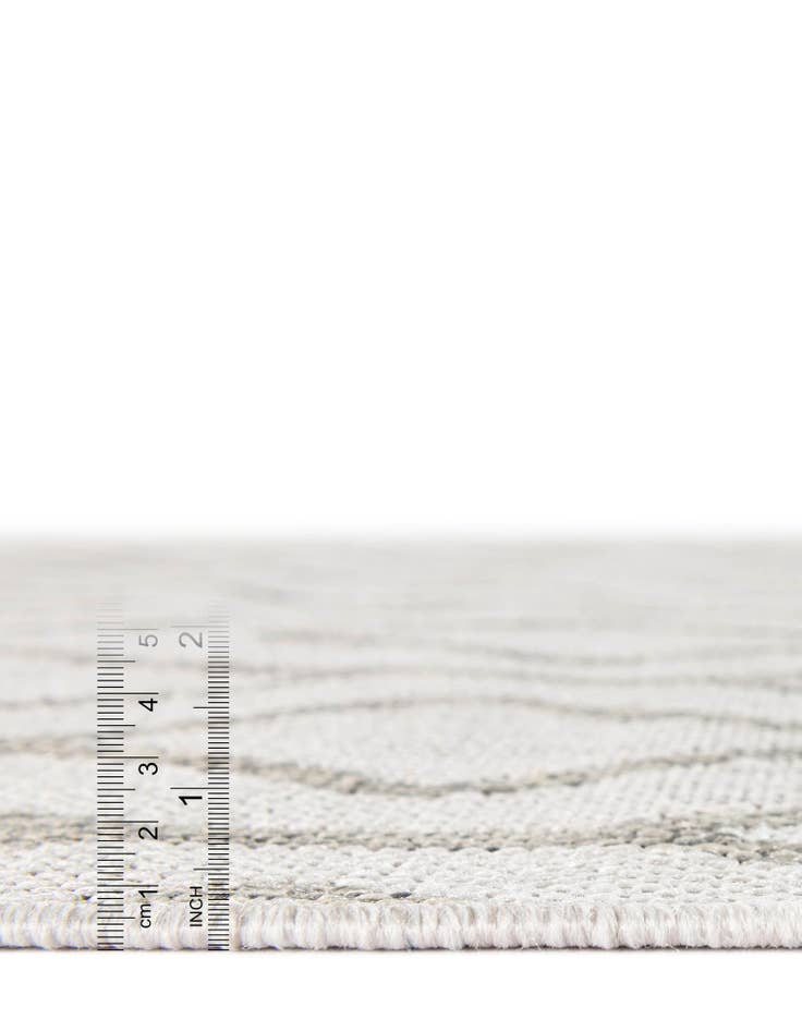 Detail image of 7' 10 x 7' 10 Easy-Clean Jill Zarin Indoor / Outdoor Square Rug