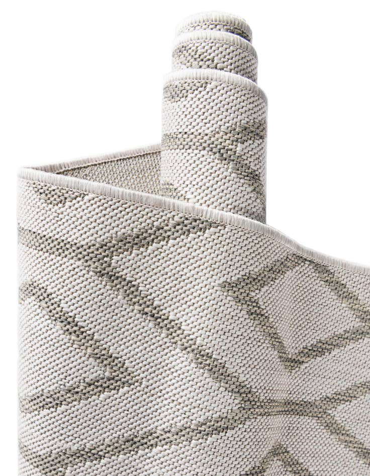 Detail image of 7' 10 x 7' 10  Washable Jill Zarin Indoor / Outdoor Square Rug