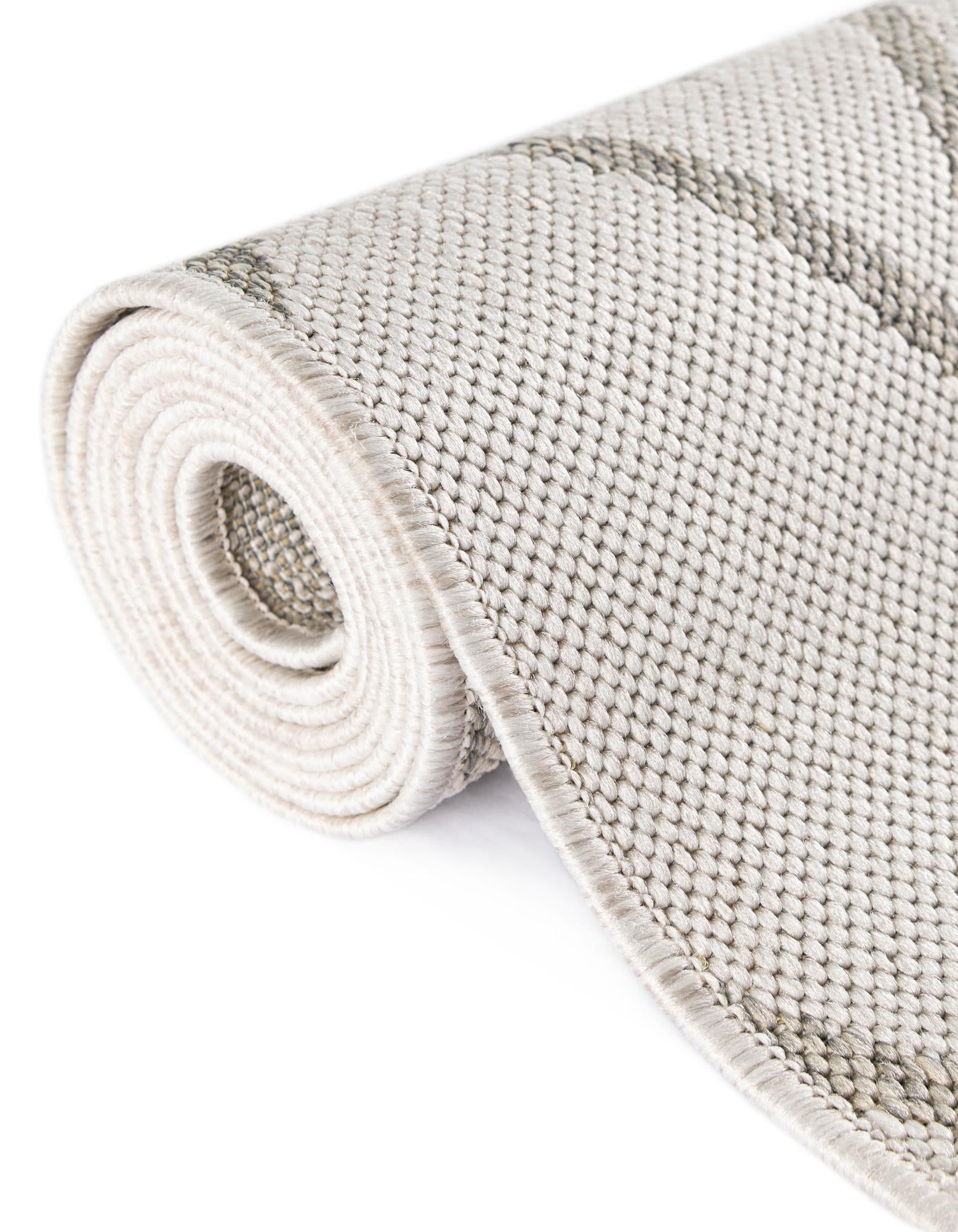 7' 10 x 7' 10 Easy-Clean Jill Zarin Indoor / Outdoor Square Rug
