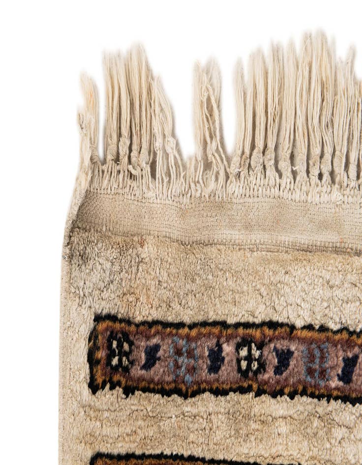 Detail image of 2' 11 x 3'  Hand Knotted Kashmir Oriental Square Rug